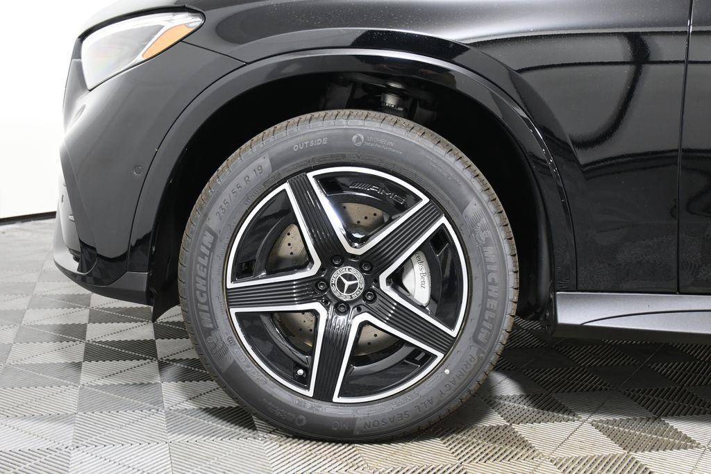 new 2026 Mercedes-Benz GLC 300 car, priced at $58,035