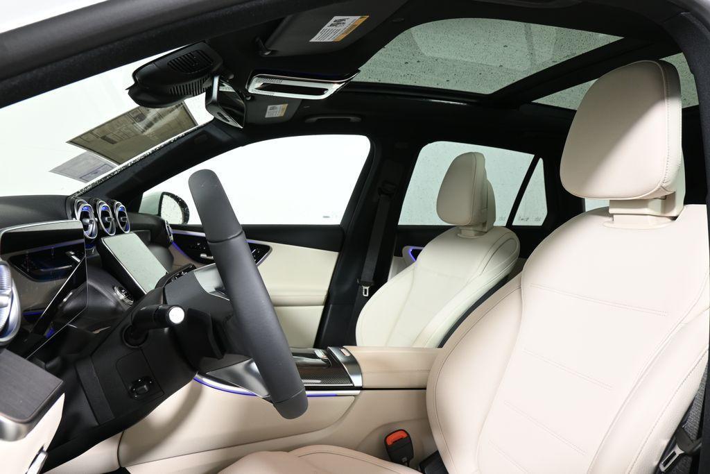 new 2025 Mercedes-Benz GLC 300 car, priced at $60,415