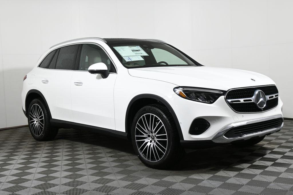 new 2025 Mercedes-Benz GLC 300 car, priced at $60,415