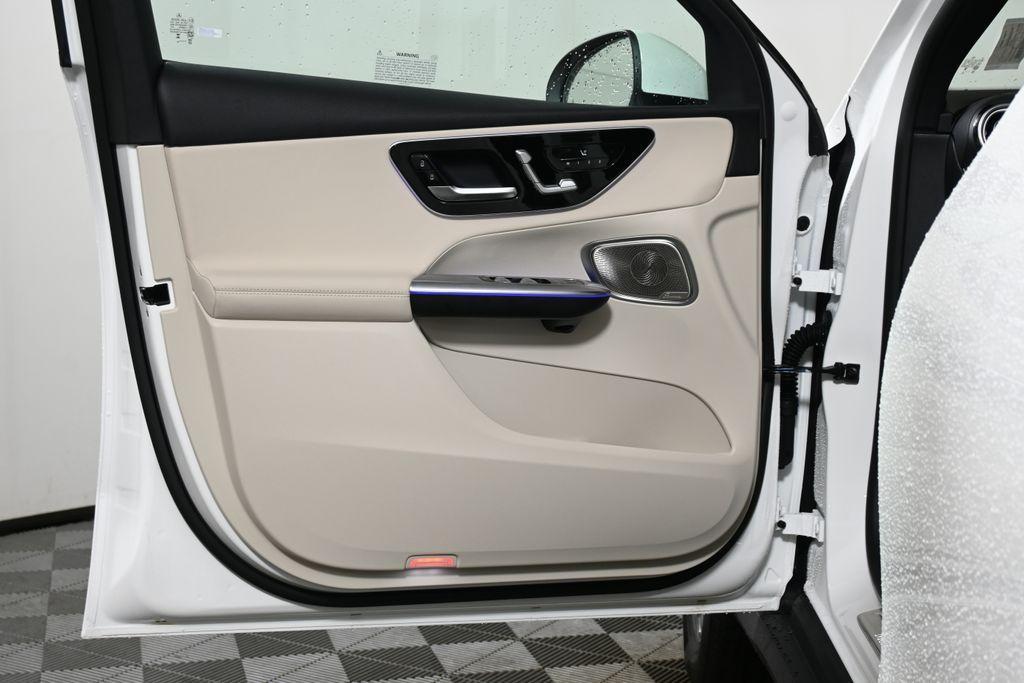 new 2025 Mercedes-Benz GLC 300 car, priced at $56,745
