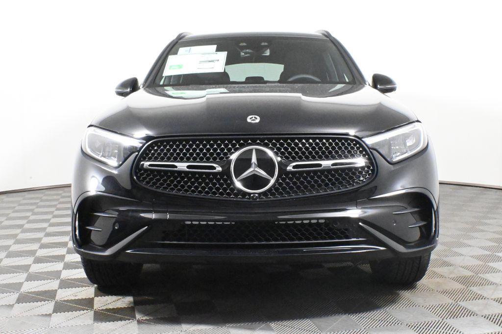 new 2025 Mercedes-Benz GLC 350e car, priced at $70,210