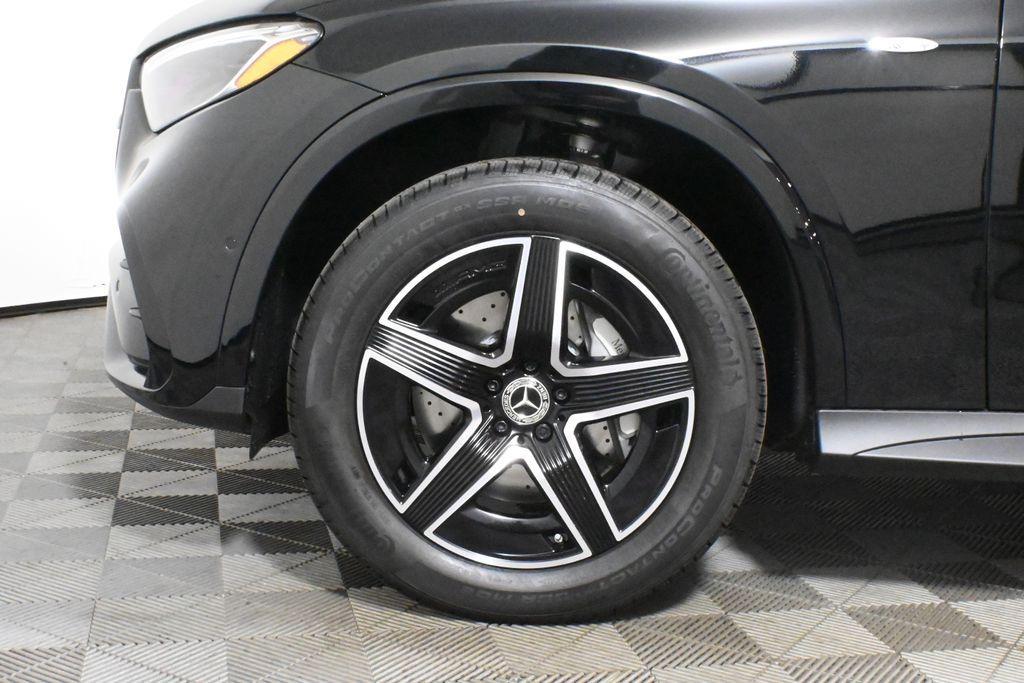 new 2025 Mercedes-Benz GLC 350e car, priced at $70,210