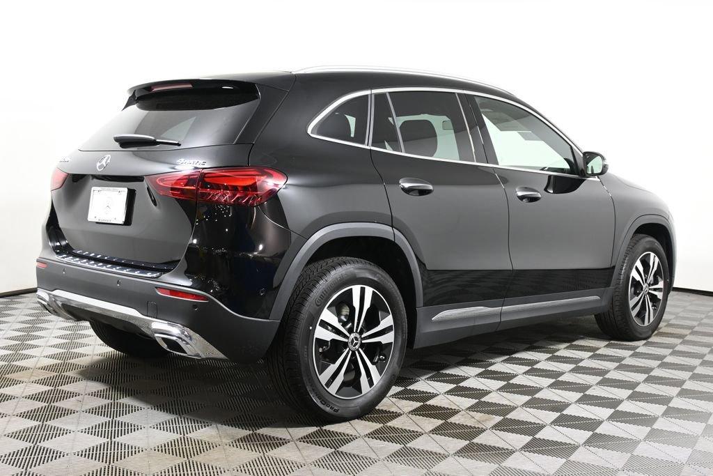 new 2025 Mercedes-Benz GLA 250 car, priced at $47,295