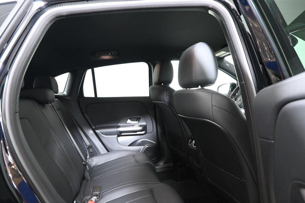 new 2025 Mercedes-Benz GLA 250 car, priced at $47,295