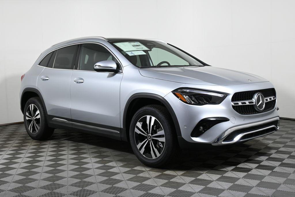 new 2025 Mercedes-Benz GLA 250 car, priced at $54,245