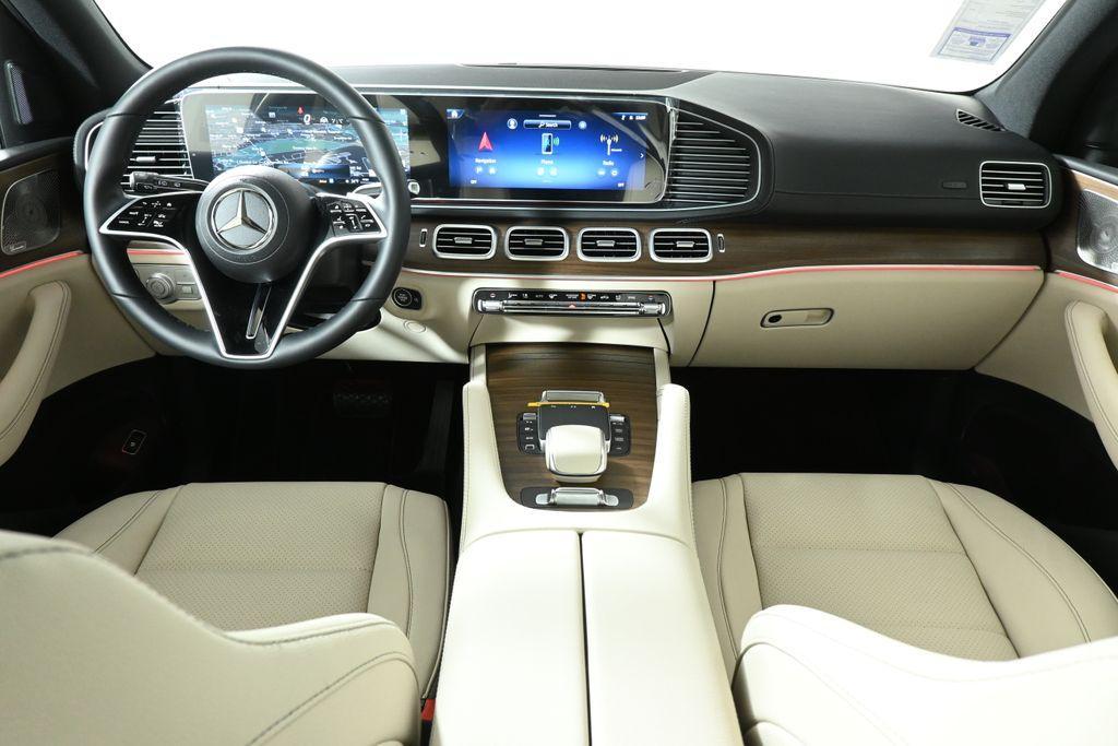 new 2025 Mercedes-Benz GLS 450 car, priced at $91,775