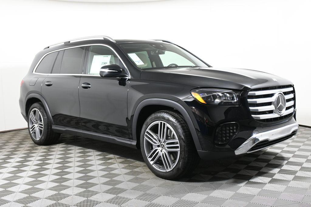 new 2025 Mercedes-Benz GLS 450 car, priced at $91,775