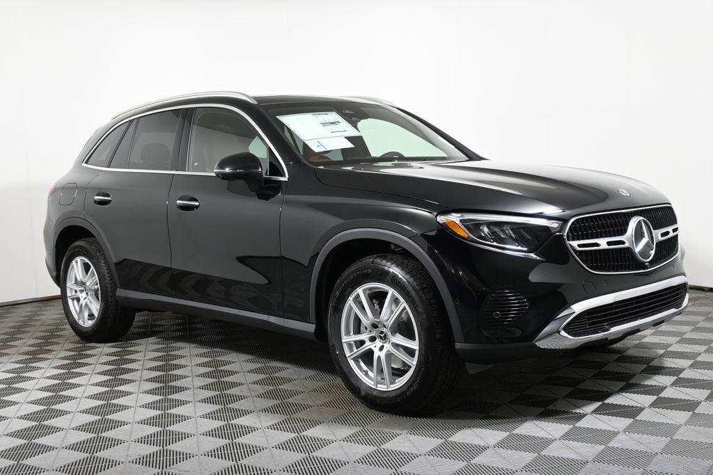 new 2025 Mercedes-Benz GLC 300 car, priced at $57,930