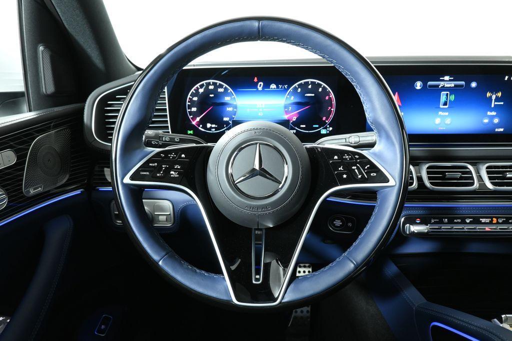 new 2025 Mercedes-Benz GLS 450 car, priced at $122,765