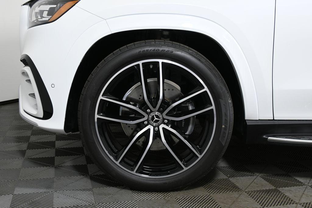 new 2025 Mercedes-Benz GLS 450 car, priced at $122,765