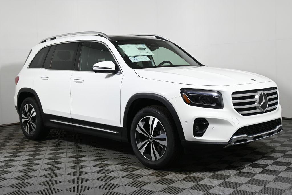 used 2025 Mercedes-Benz GLB 250 car, priced at $50,450