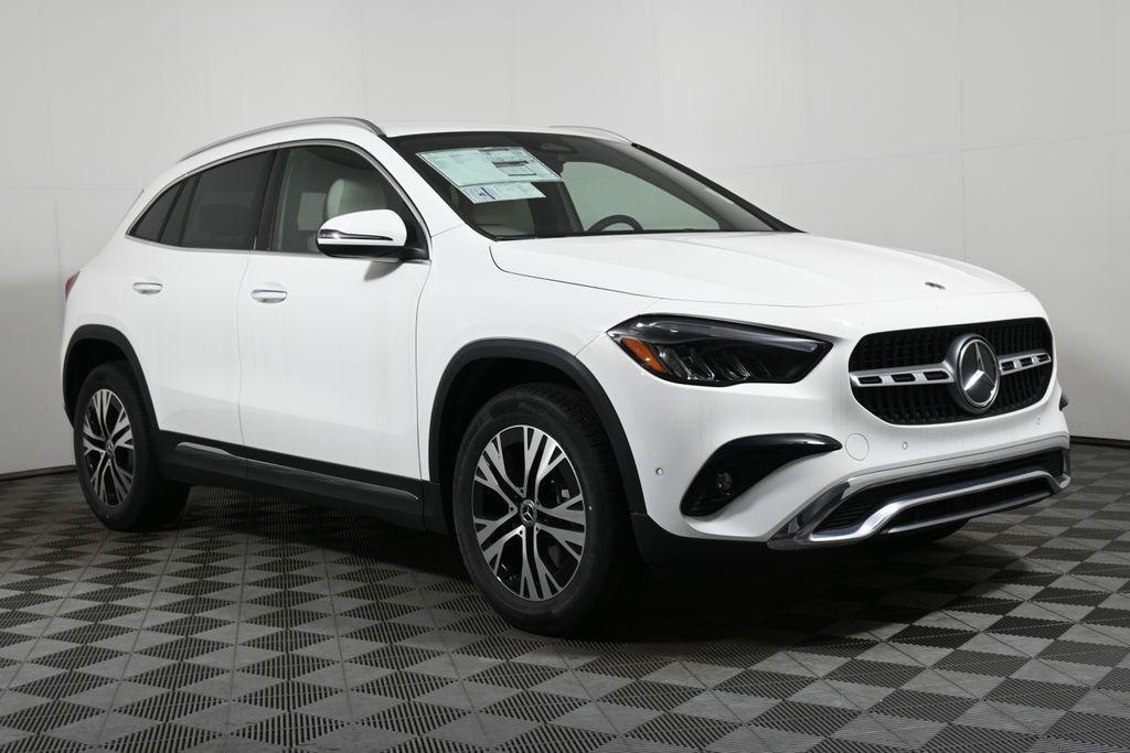new 2025 Mercedes-Benz GLA 250 car, priced at $48,495