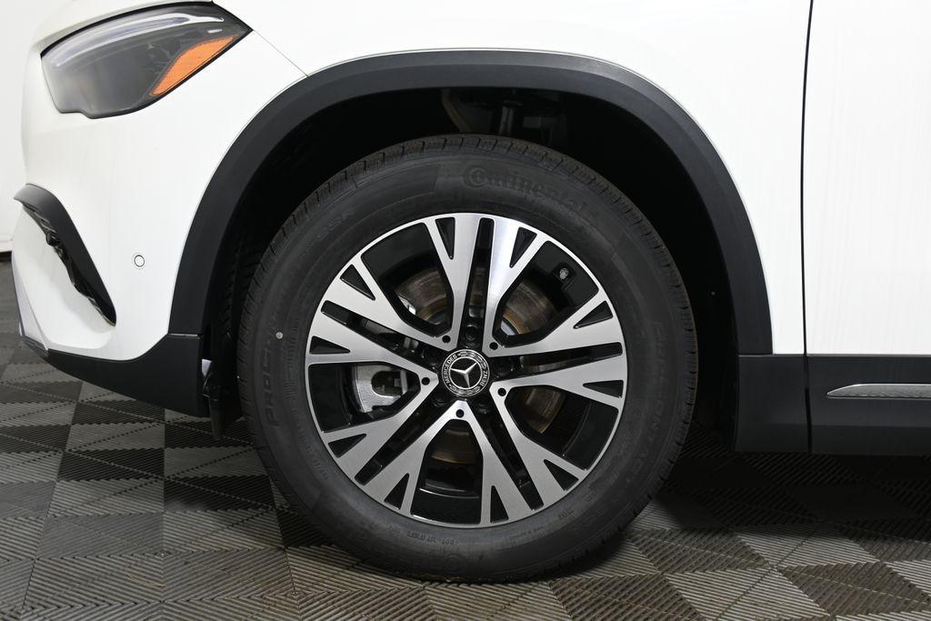 new 2025 Mercedes-Benz GLA 250 car, priced at $48,495