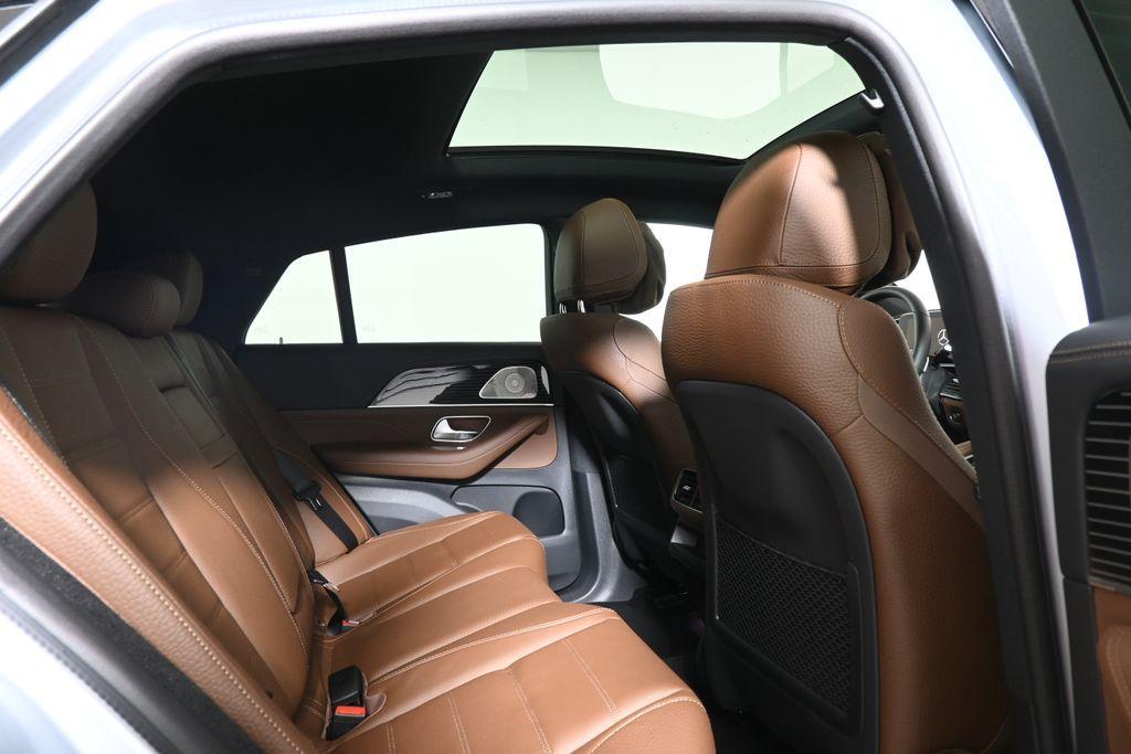 new 2026 Mercedes-Benz GLE 450 car, priced at $91,230