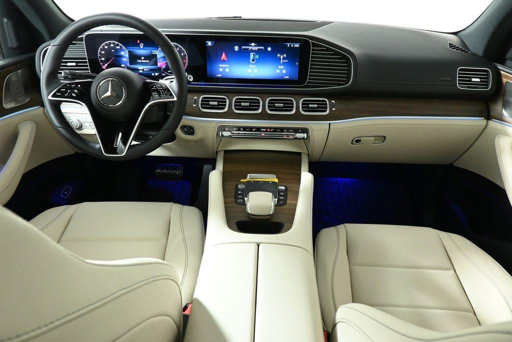 new 2025 Mercedes-Benz GLE 350 car, priced at $80,685