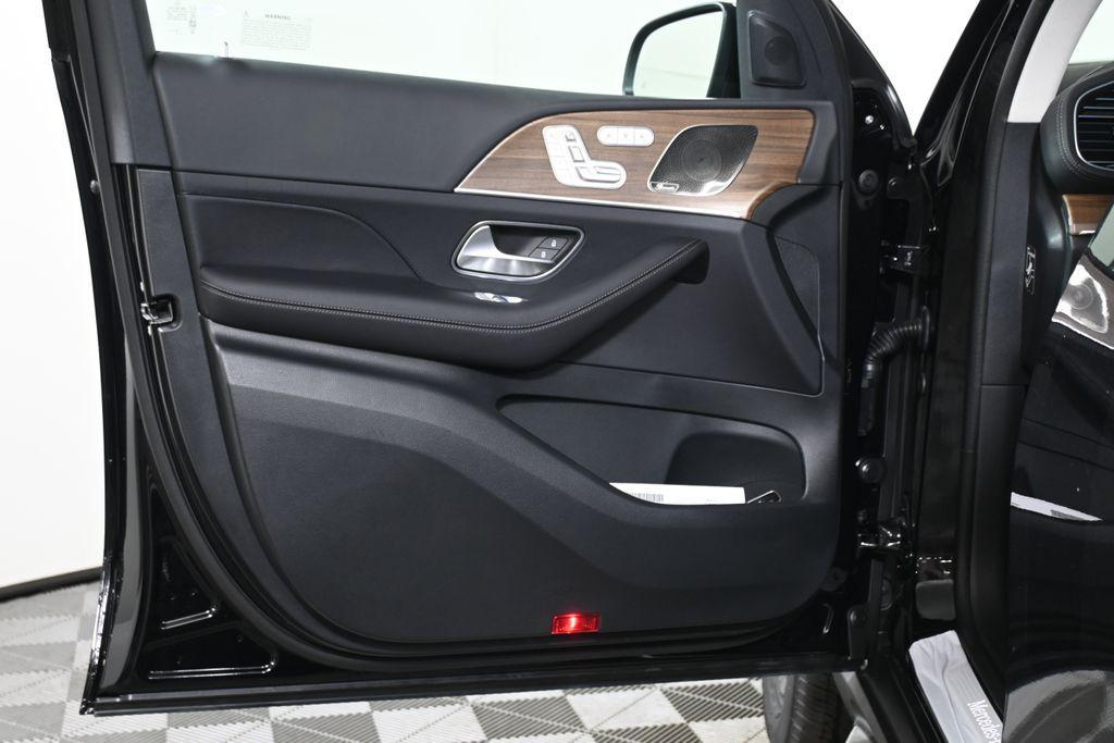 new 2026 Mercedes-Benz GLE 450 car