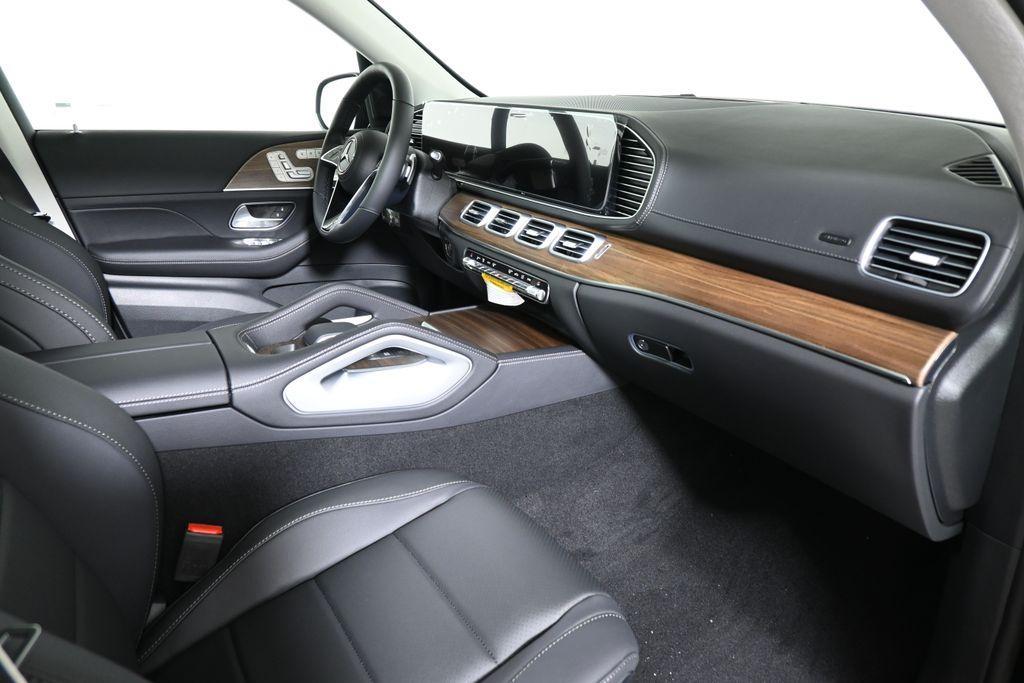 new 2026 Mercedes-Benz GLE 450 car