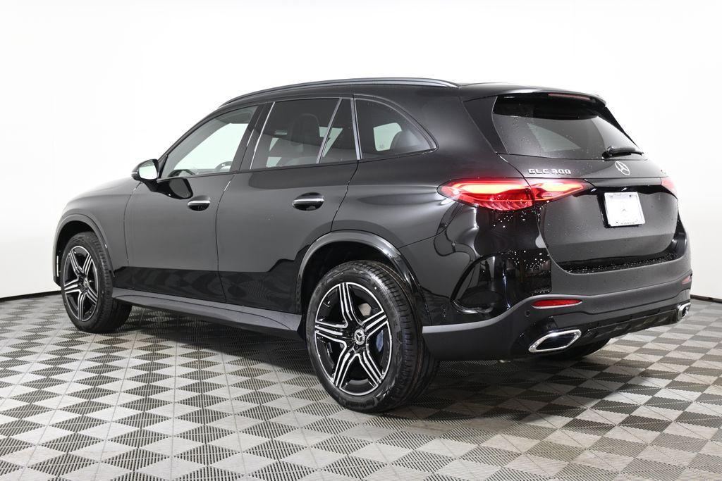 new 2025 Mercedes-Benz GLC 300 car, priced at $61,635