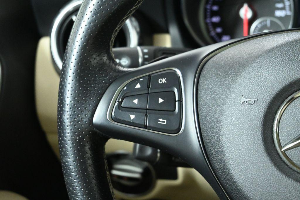 used 2020 Mercedes-Benz GLA 250 car, priced at $22,995