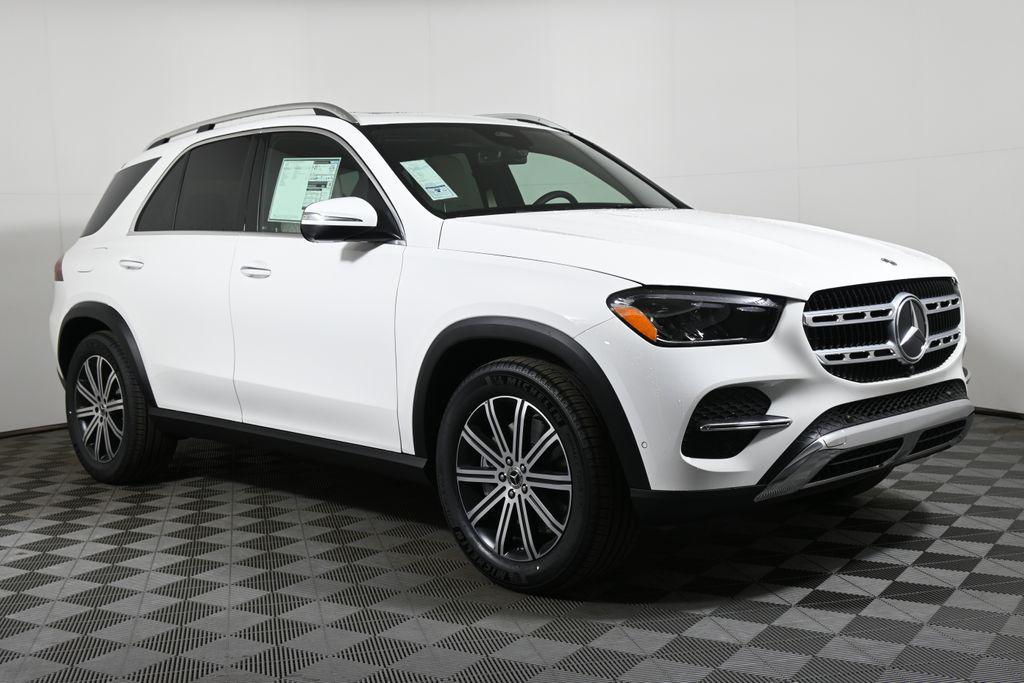 new 2025 Mercedes-Benz GLE 450 car, priced at $73,745