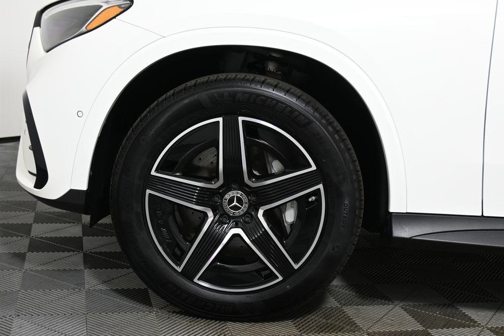 used 2025 Mercedes-Benz GLC 300 car, priced at $47,895