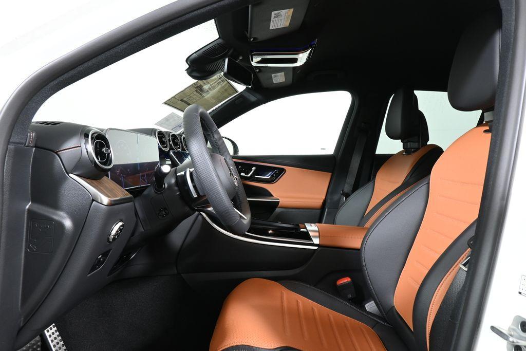 new 2025 Mercedes-Benz GLC 300 car, priced at $56,355
