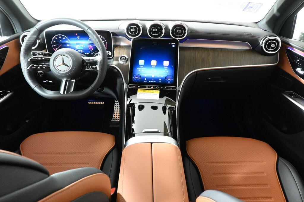new 2025 Mercedes-Benz GLC 300 car, priced at $56,355