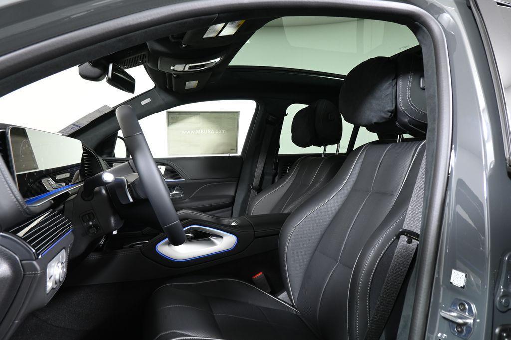 new 2026 Mercedes-Benz GLE 450 car, priced at $104,935