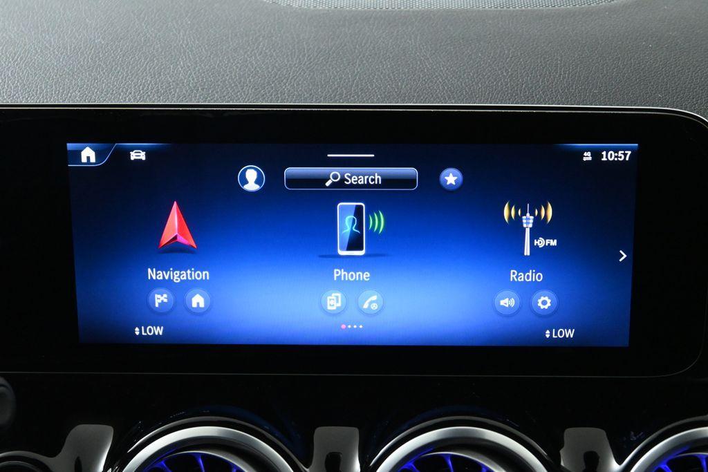 new 2025 Mercedes-Benz GLA 250 car, priced at $48,795
