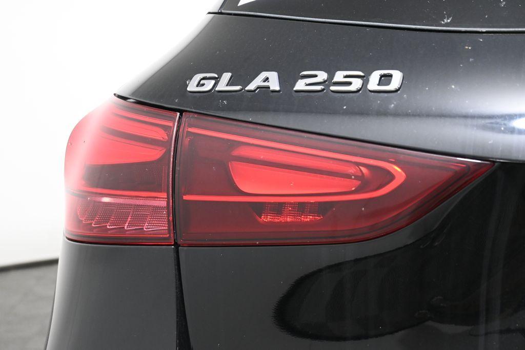 new 2025 Mercedes-Benz GLA 250 car, priced at $48,795