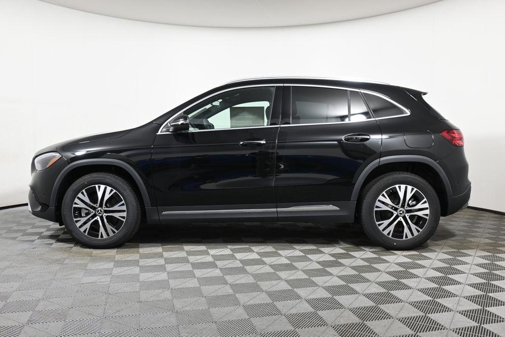 new 2025 Mercedes-Benz GLA 250 car, priced at $48,795