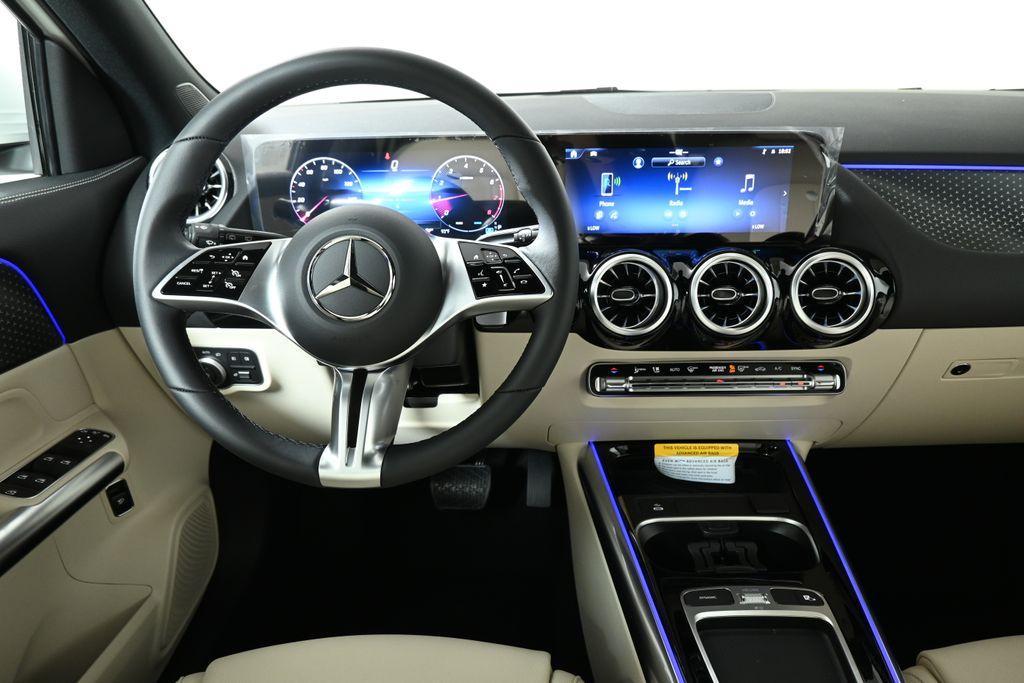 used 2025 Mercedes-Benz GLA 250 car, priced at $46,150