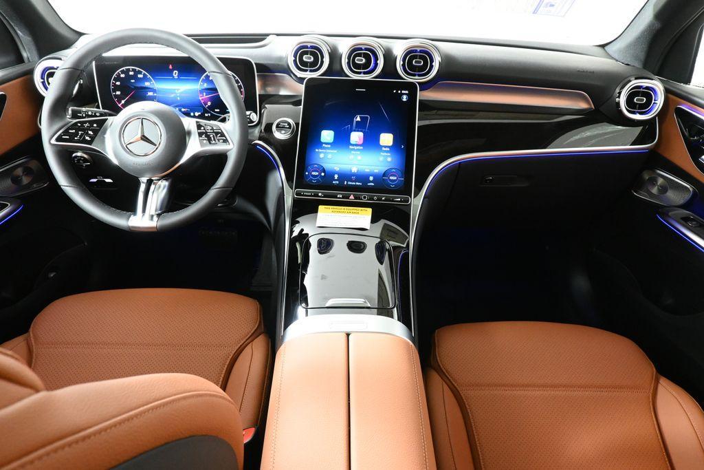 new 2025 Mercedes-Benz GLC 300 car, priced at $58,995