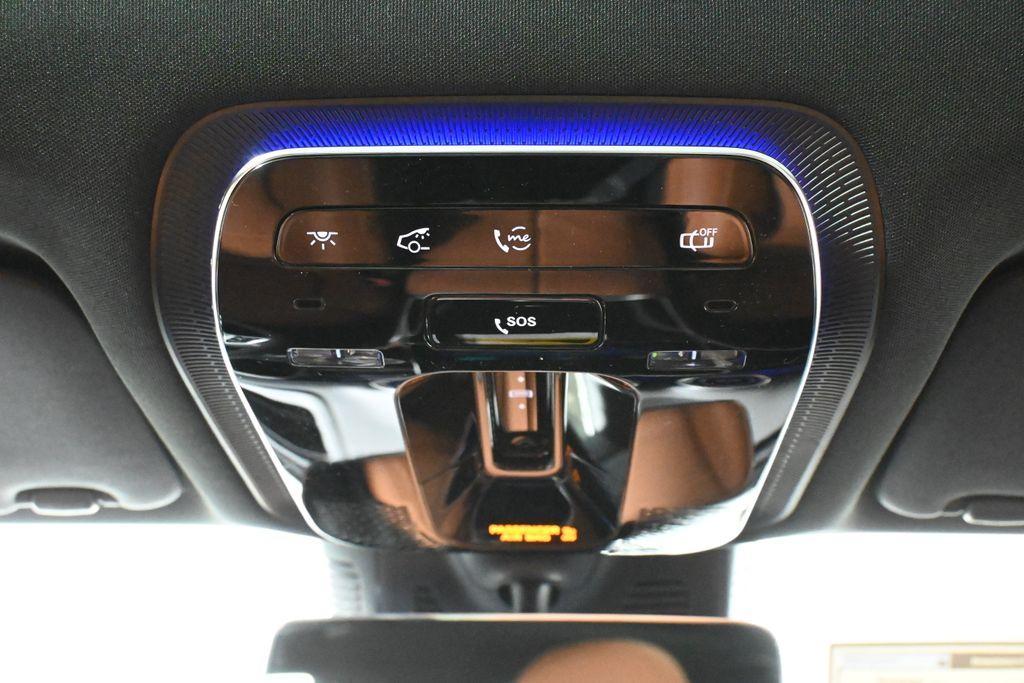 new 2025 Mercedes-Benz GLC 300 car, priced at $58,995