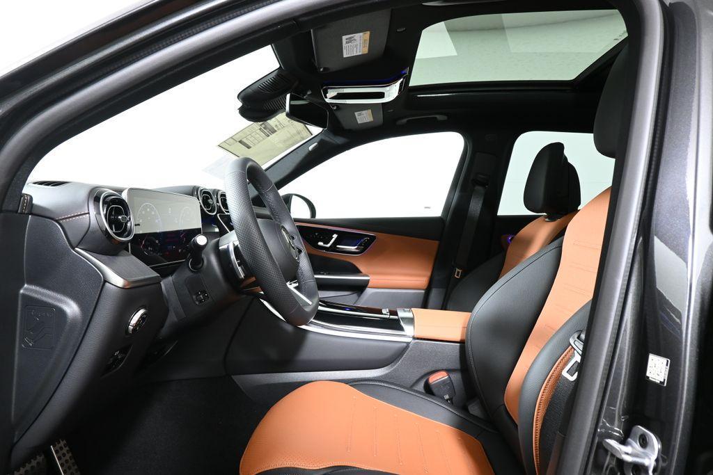 new 2025 Mercedes-Benz GLC 300 car, priced at $59,500