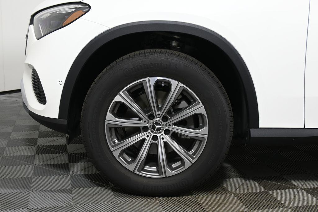 used 2025 Mercedes-Benz GLC 300 car, priced at $50,895