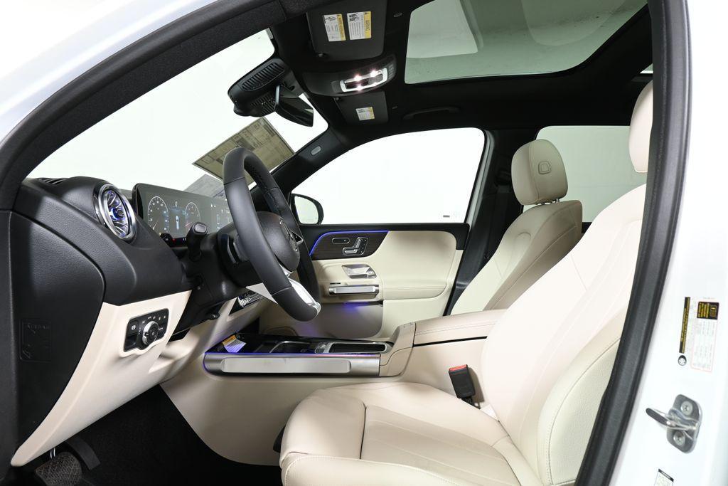 new 2026 Mercedes-Benz GLB 250 car, priced at $51,630
