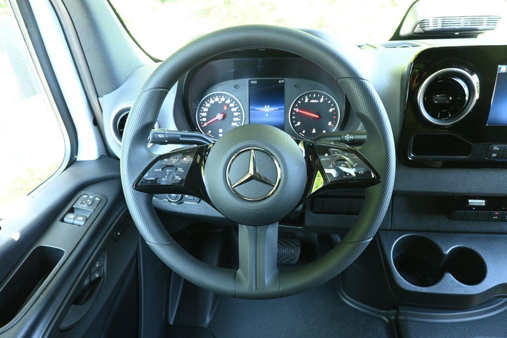 new 2025 Mercedes-Benz Sprinter 2500 car, priced at $65,462