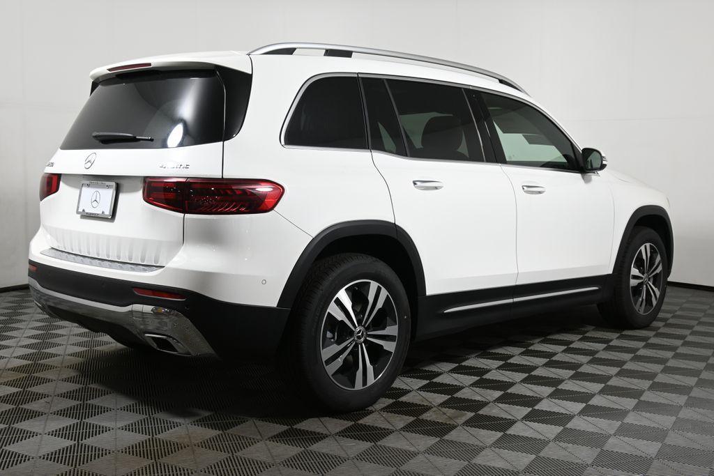 new 2025 Mercedes-Benz GLB 250 car, priced at $50,935