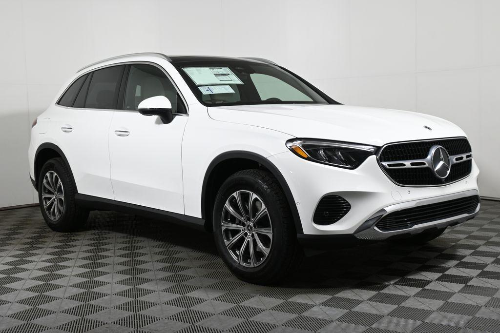 new 2025 Mercedes-Benz GLC 300 car, priced at $56,385