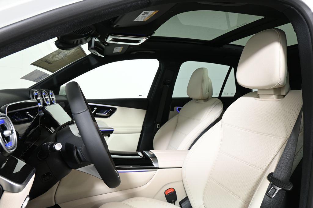 new 2025 Mercedes-Benz GLC 300 car, priced at $56,385