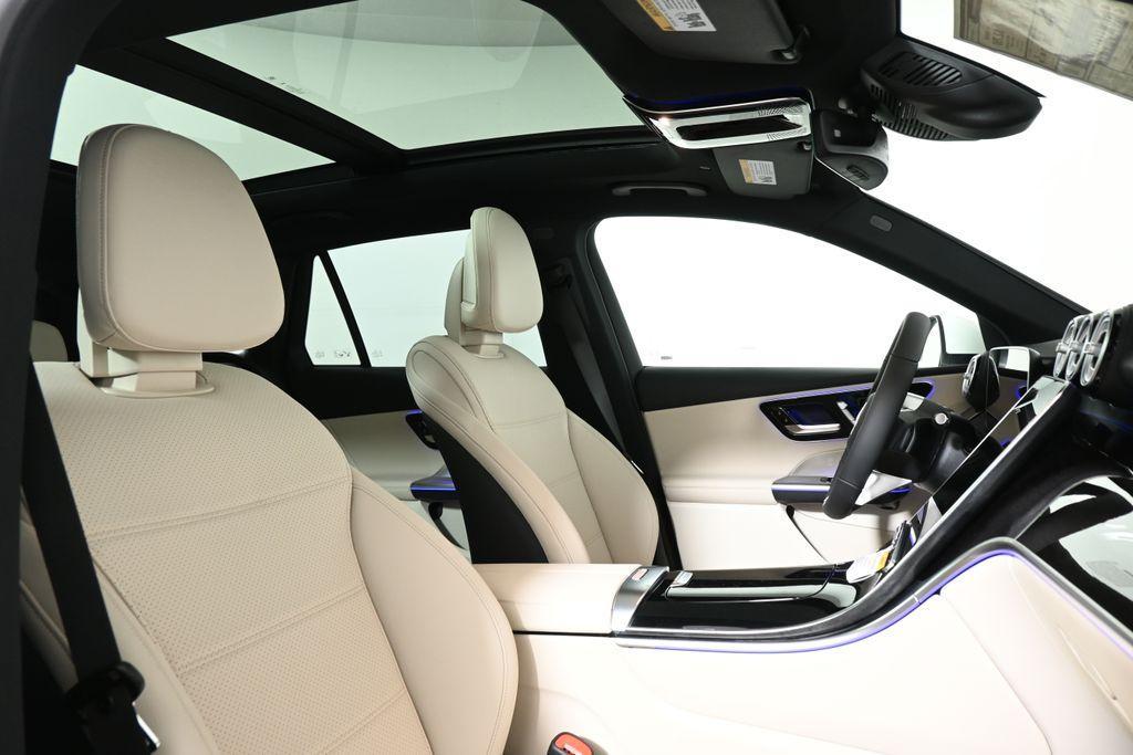 new 2025 Mercedes-Benz GLC 300 car, priced at $56,385