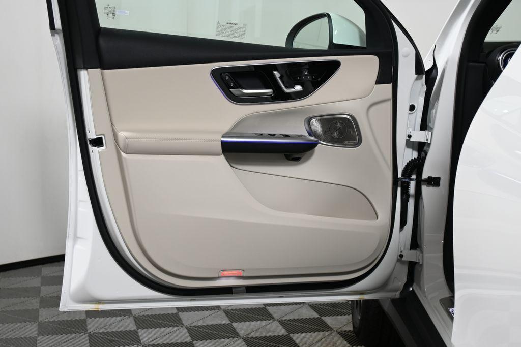 new 2025 Mercedes-Benz GLC 350e car, priced at $67,020