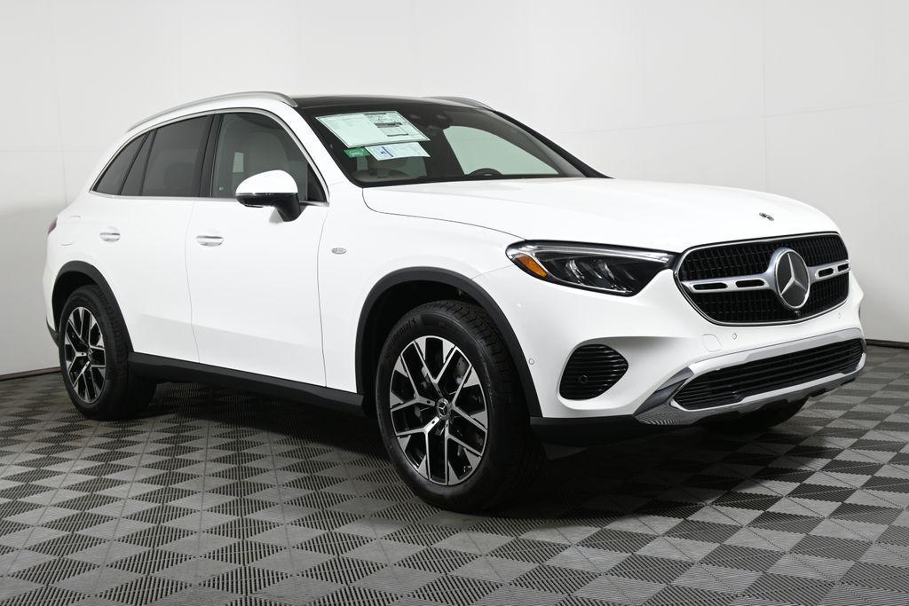 new 2025 Mercedes-Benz GLC 350e car, priced at $67,020