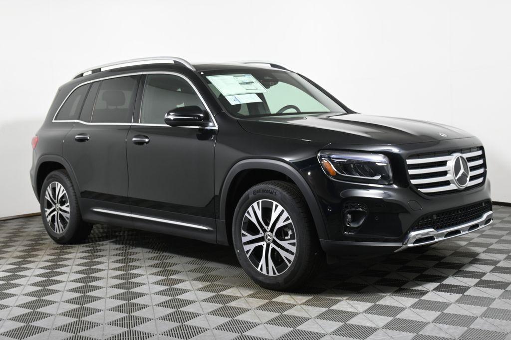 new 2024 Mercedes-Benz GLB 250 car, priced at $53,215