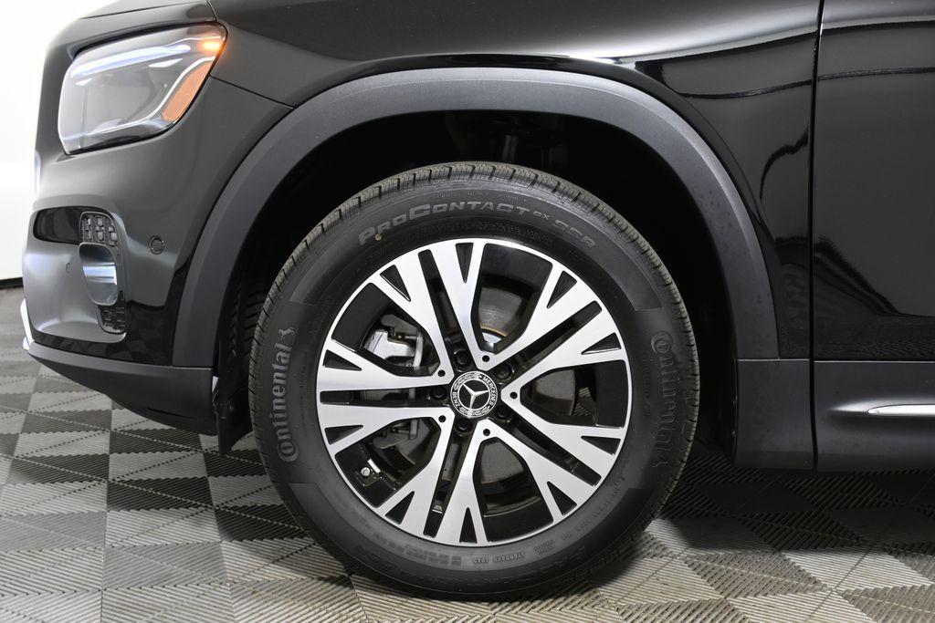 used 2025 Mercedes-Benz GLB 250 car, priced at $43,995