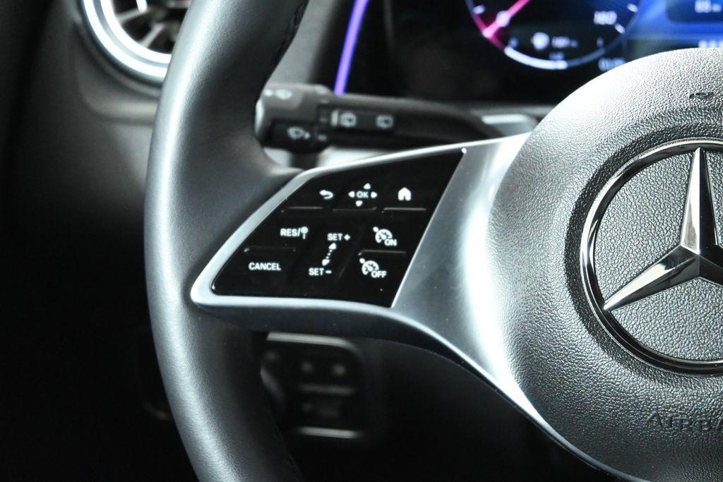 used 2025 Mercedes-Benz GLB 250 car, priced at $43,995