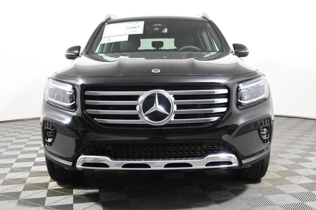 new 2025 Mercedes-Benz GLB 250 car, priced at $51,095