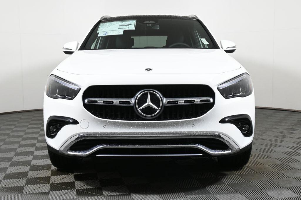 new 2025 Mercedes-Benz GLA 250 car, priced at $49,120