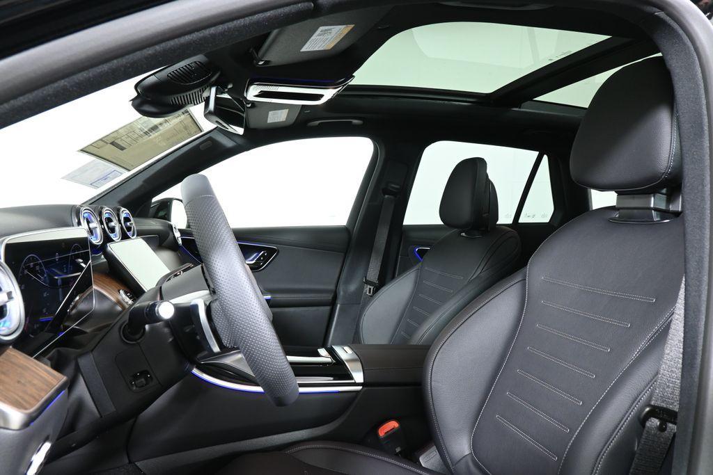 new 2025 Mercedes-Benz GLC 300 car, priced at $62,940